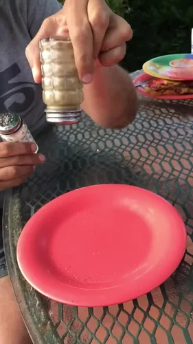 Glass Salt Pepper Set