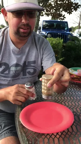 Glass Salt Pepper Set